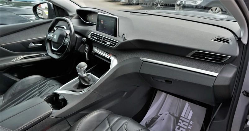 Peugeot 3008 cena 76900 przebieg: 191000, rok produkcji 2018 z Szczucin małe 667